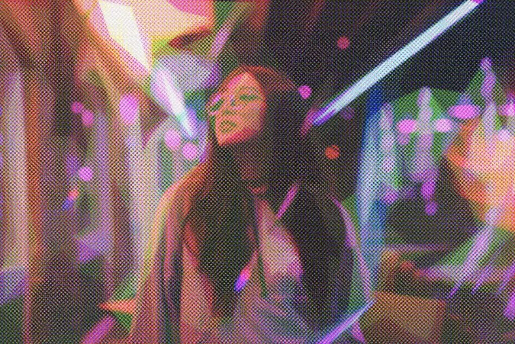 E8277_01.jpg E8277_01.jpg