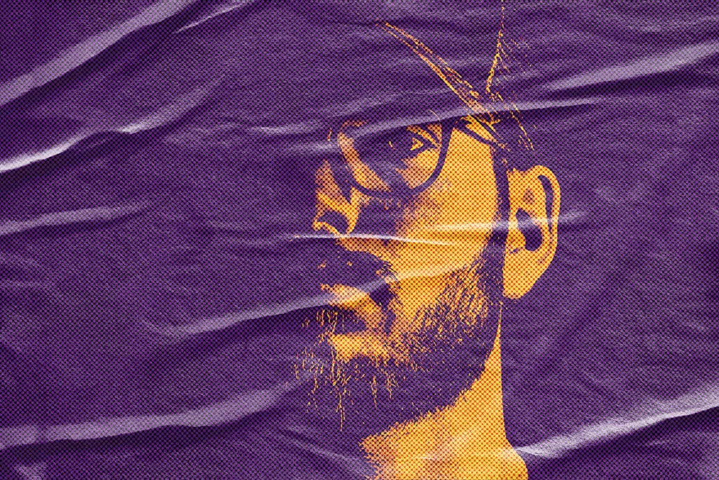 E8032_03.jpg E8032_03.jpg