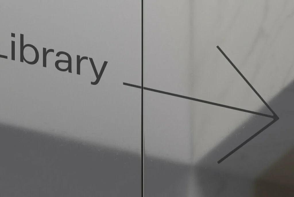 E7550_02.jpg E7550_02.jpg