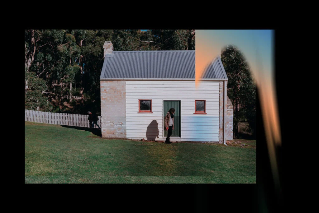 E6576_05.jpg E6576_05.jpg