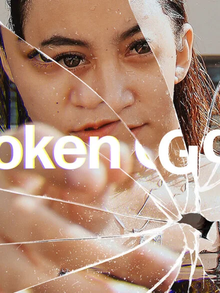 Broken Glass Photo Effect Graphics - Image 1