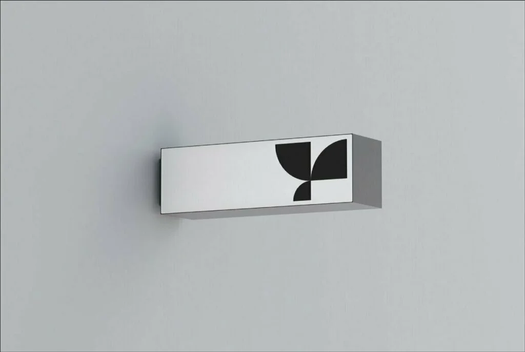 E6634_02.jpg E6634_02.jpg