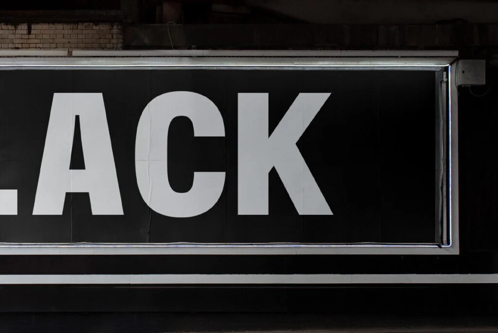 E5422_03.jpg E5422_03.jpg