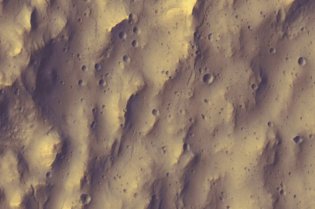 E4022_02.jpg E4022_02.jpg