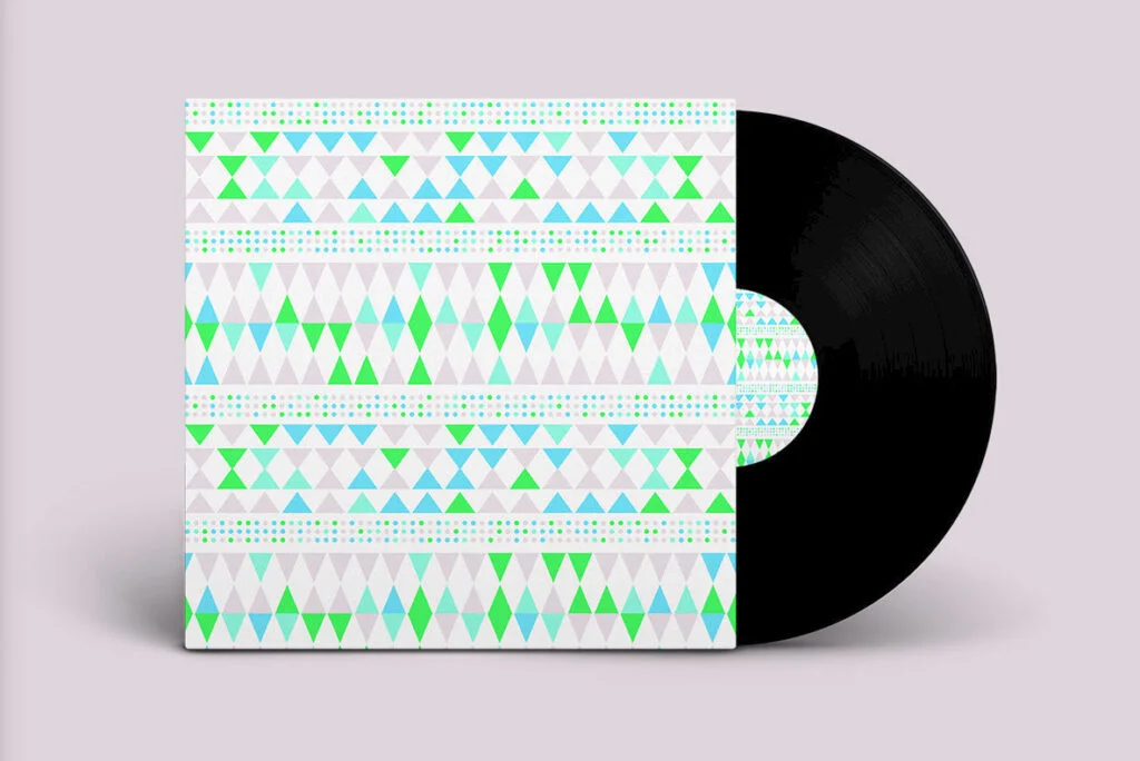 E4437_02.jpg E4437_02.jpg