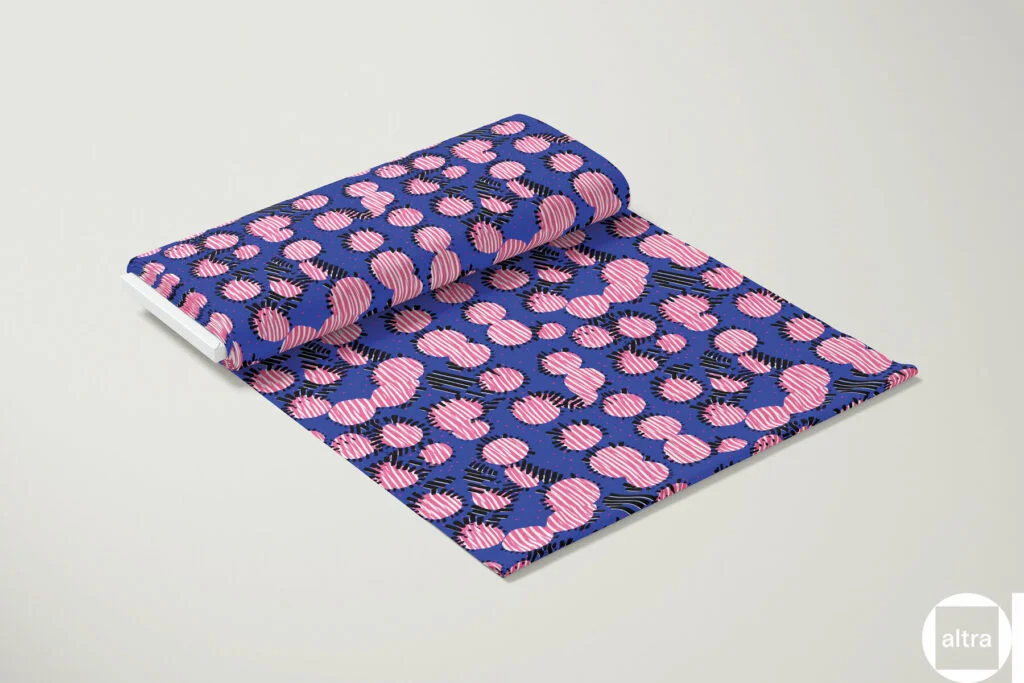 E9490_02.jpg E9490_02.jpg