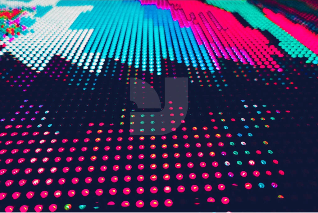 E3710_01.jpg E3710_01.jpg