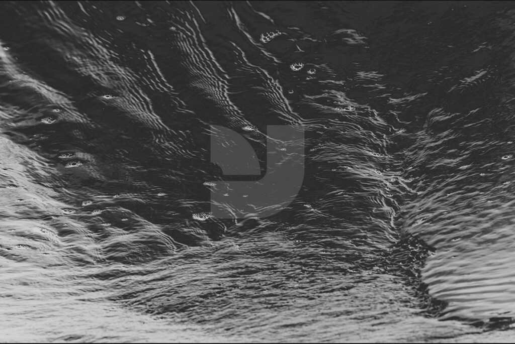 E3261_03.jpg E3261_03.jpg