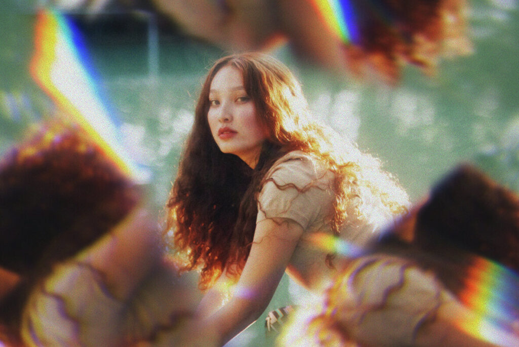 E9974_05.jpg E9974_05.jpg