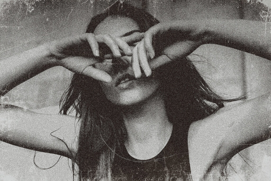 E10466_03.jpg E10466_03.jpg