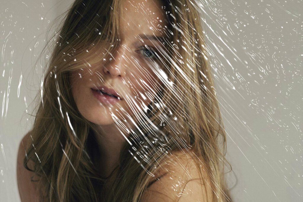 E10582_02.jpg E10582_02.jpg