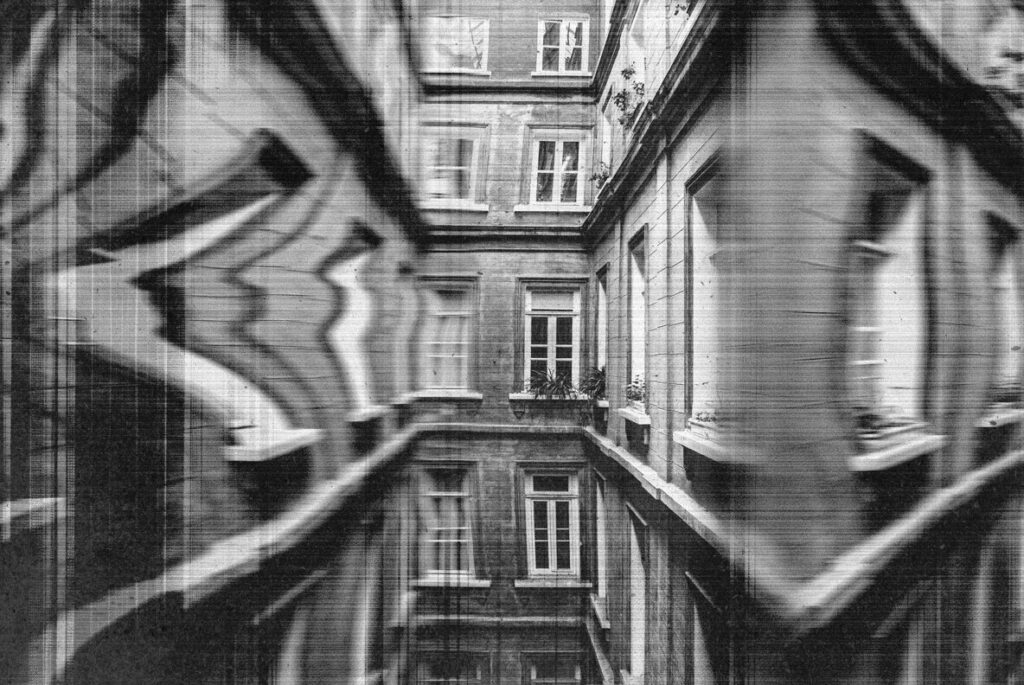 E10828_02.jpg E10828_02.jpg