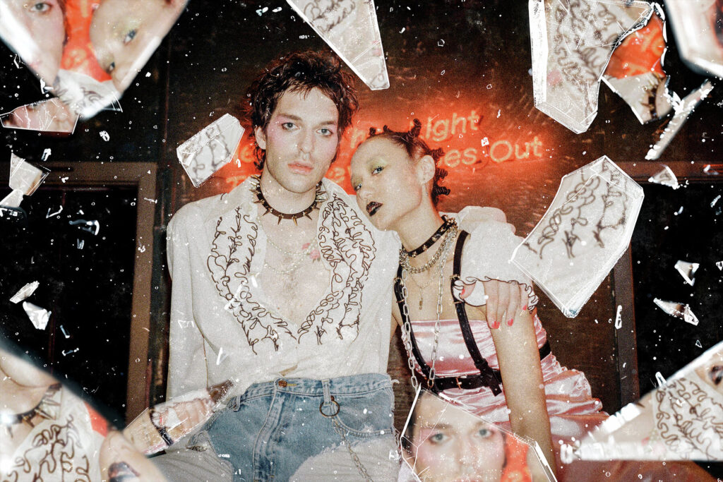 E11020_05.jpg E11020_05.jpg