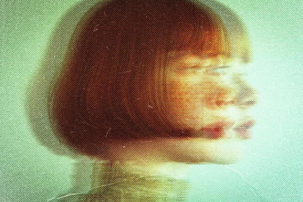 E11056_03.jpg E11056_03.jpg