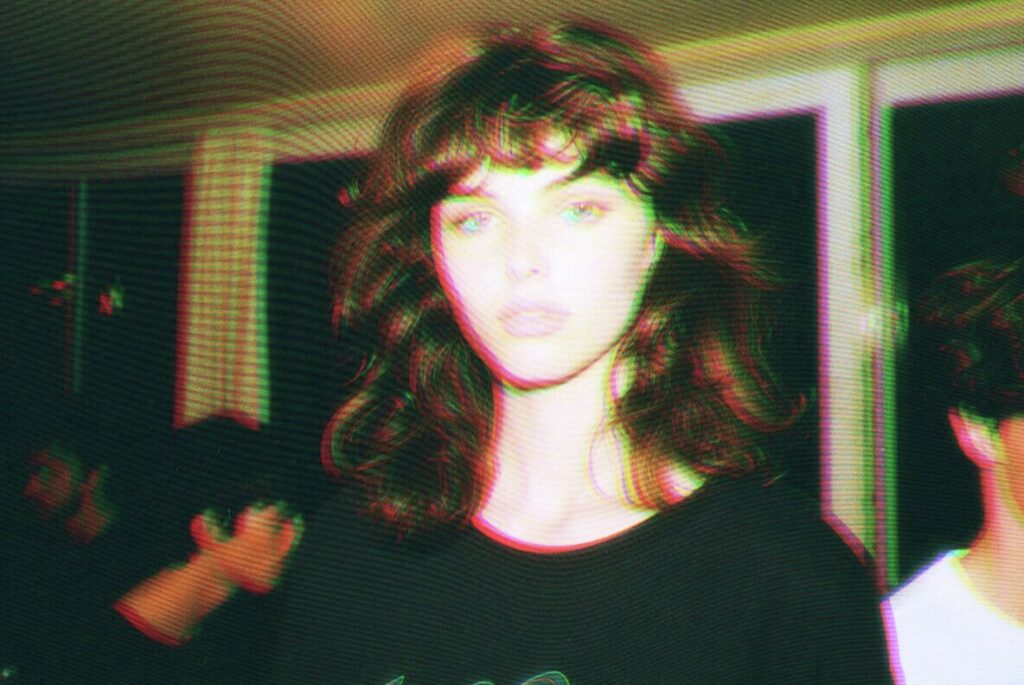 E12688_03.jpg E12688_03.jpg