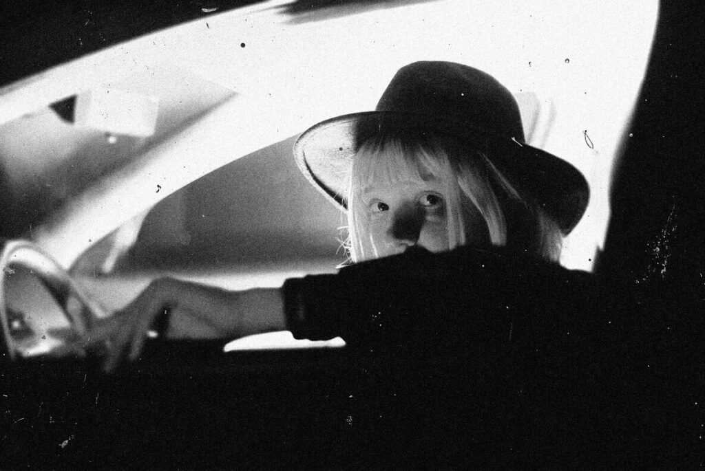 E13430_04.jpg E13430_04.jpg