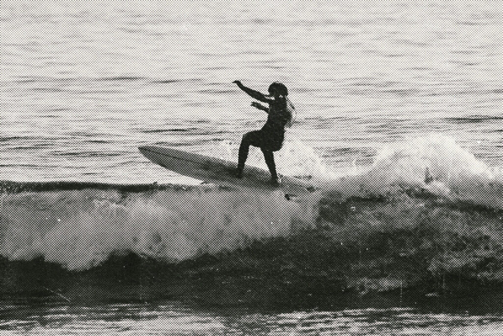 E13731_02.jpg E13731_02.jpg