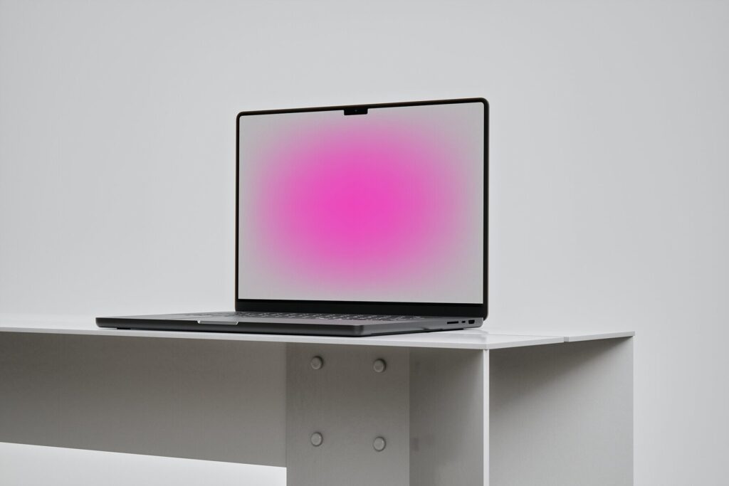 E14512_00.jpg E14512_00.jpg